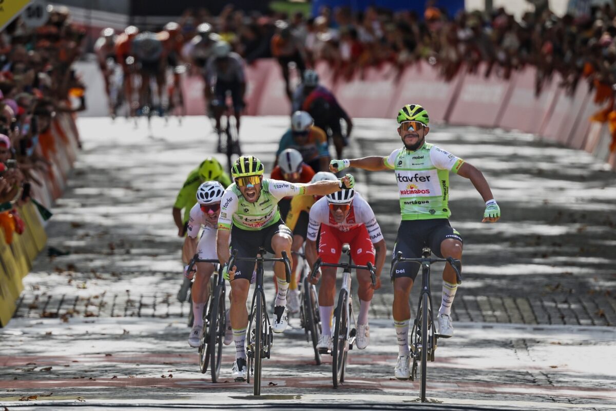 El ciclista venezolano Leangel Linarez ganó la tercera etapa de la Volta a Portugal