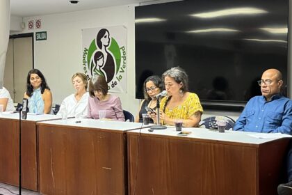 Madres y activistas presentaron un libro de crónicas sobre la represión poselectoral del 28 de julio de 2024