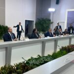 Comisión de la AN de 2015 y gobierno encargado se reúnen en La Carlota para iniciar el diálogo