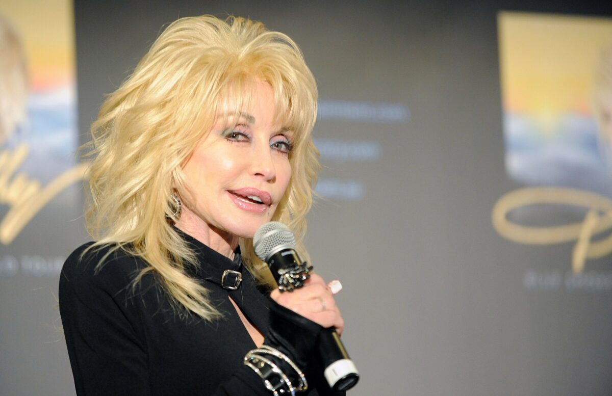 Murió Dolly Parton, la legendaria estrella de la música country