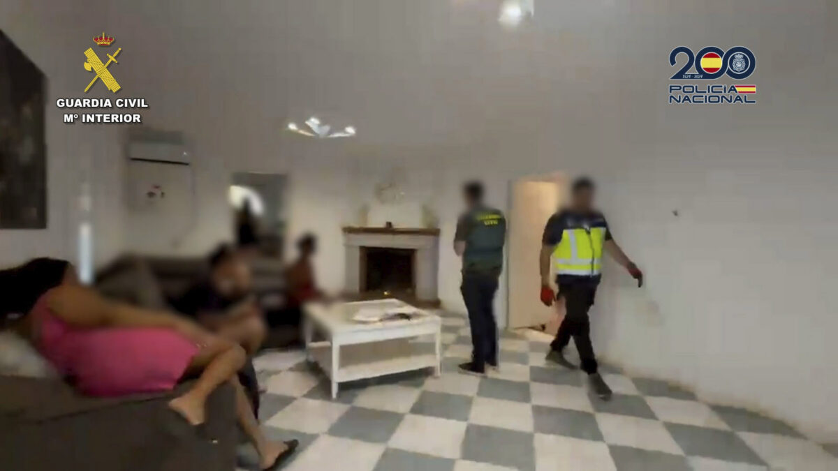 Detuvieron a 15 personas  por explotar sexualmente a mujeres colombianas y venezolanas