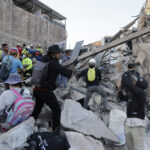 Aumentó a 169 la cifra de muertos y a 668 la de heridos por el terremoto en Colombia