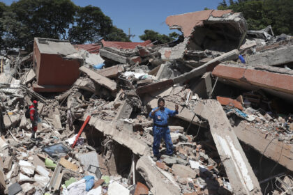 Las imágenes del terremoto de 7,4 en Colombia