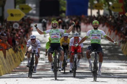 El ciclista venezolano Leangel Linarez ganó la tercera etapa de la Volta a Portugal