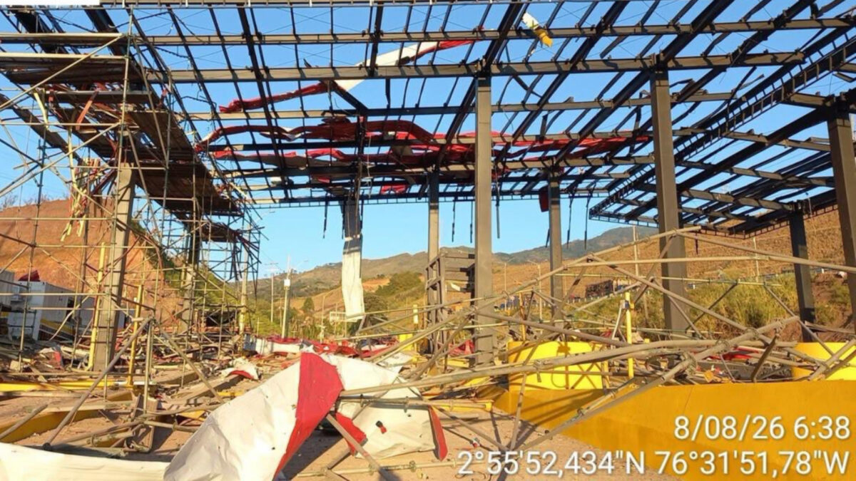 Ataque con explosivos destruyó un peaje en construcción en Colombia