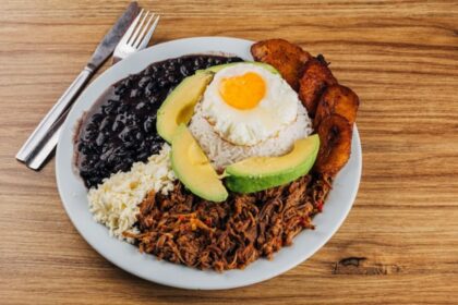 Mundial de Comidas de Ibai: el pabellón de Venezuela compite contra las pupusas de El Salvador