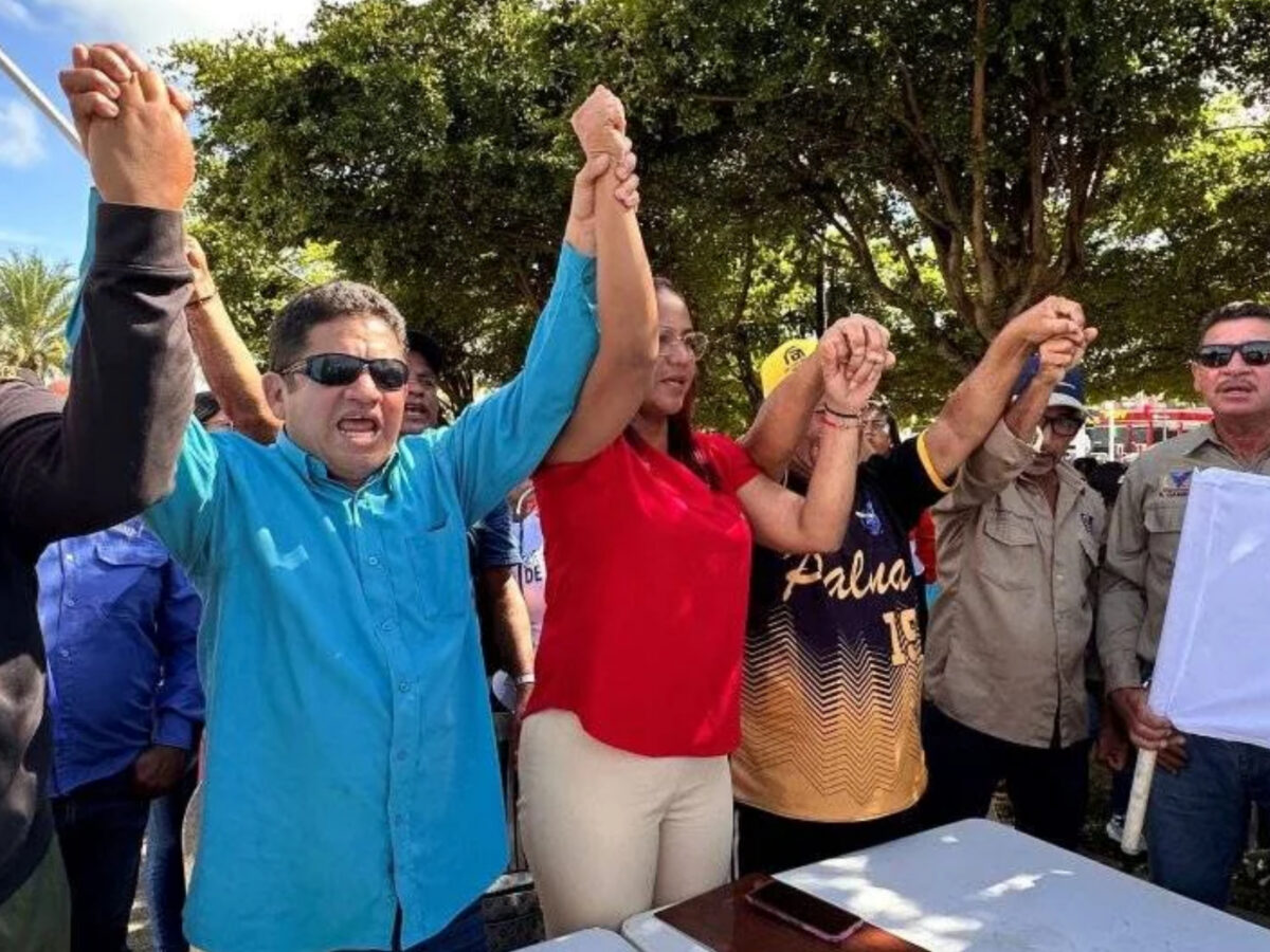 Espacio Público denunció la destitución de una directora en una escuela de Bolívar por participar en protestas
