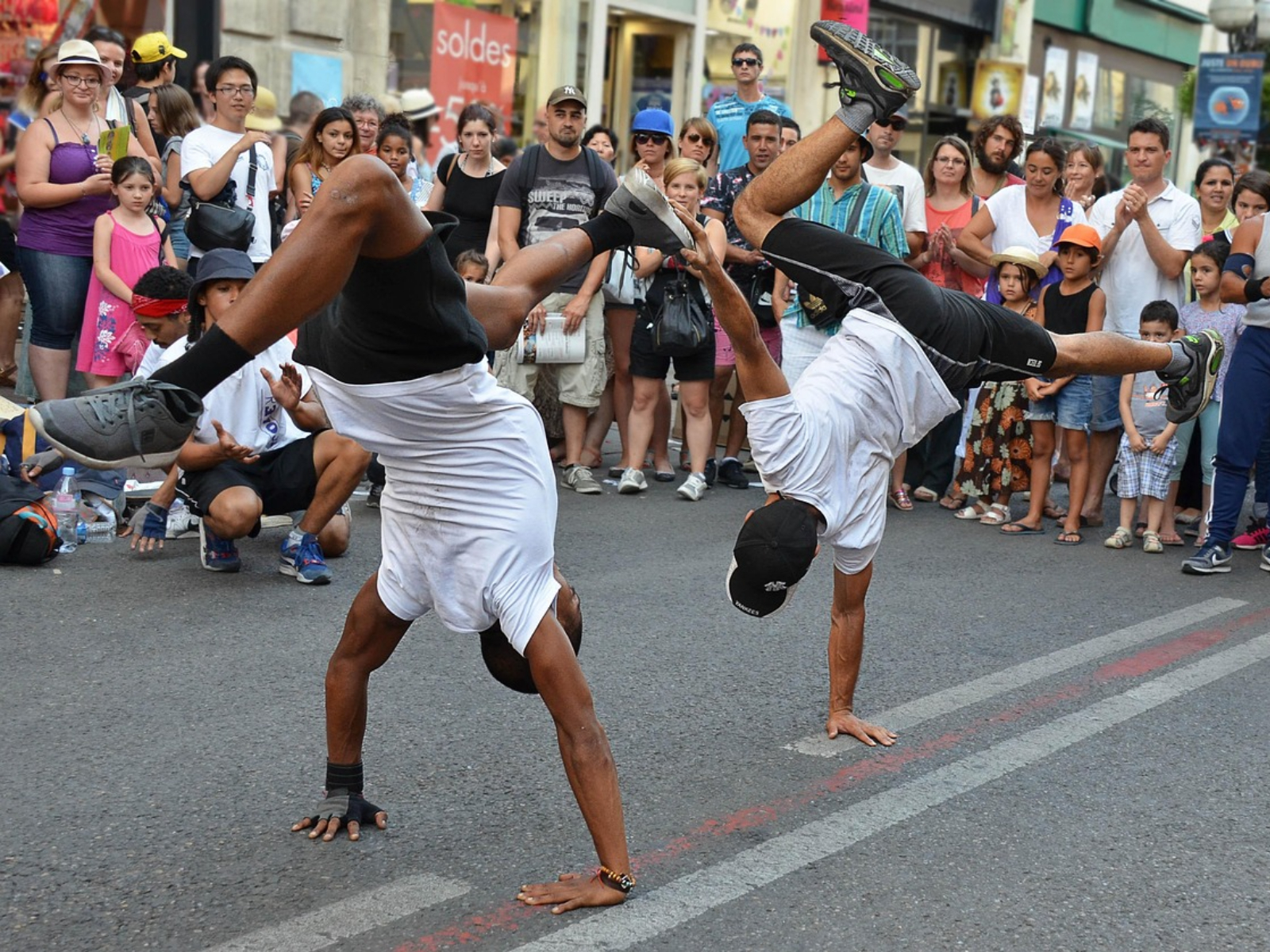 Photo: eldiario.com What is Aura Farming and How It Sparked Street Battles in Latin America