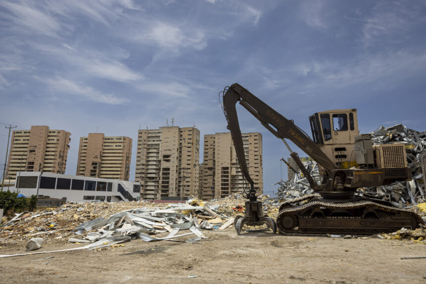 La dura realidad que viven los habitantes de La Guaira casi dos meses después de los terremotos
