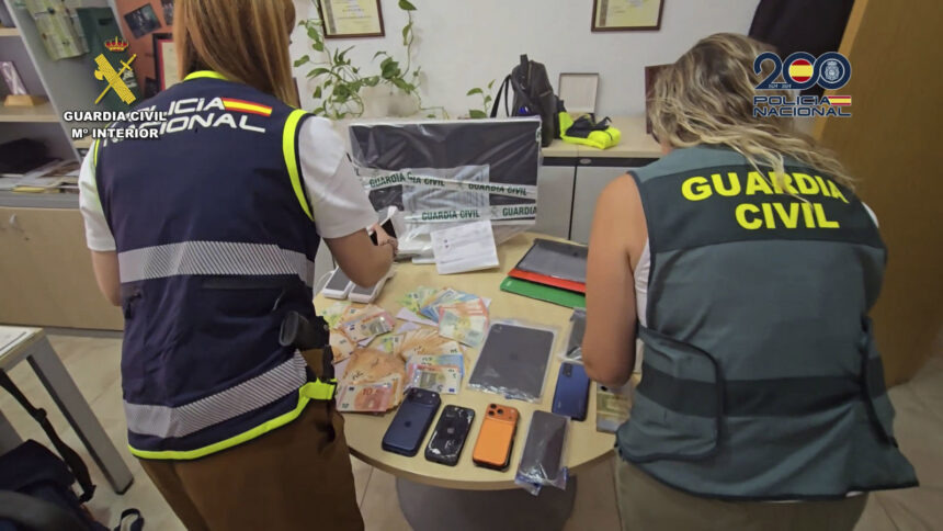 Detuvieron a 15 personas  por explotar sexualmente a mujeres colombianas y venezolanas