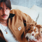 Danny Ocean apareció en la revista Vogue junto a su primera mascota