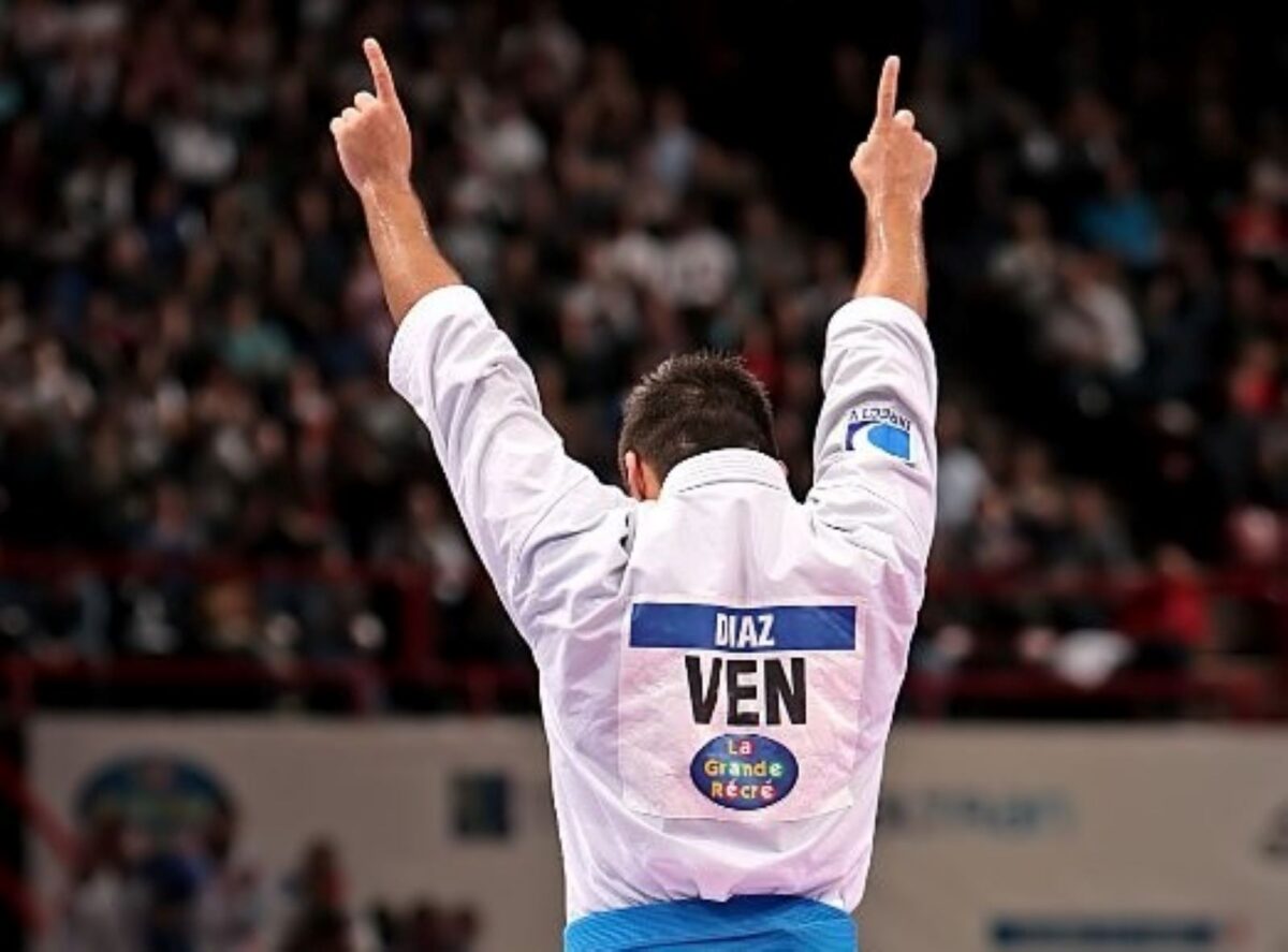 Antonio Díaz aseguró que la delegación venezolana de karate tiene posibilidades de repetir el título en Santa Fe 2026