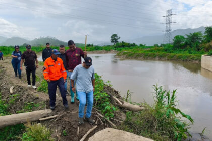 Hallaron el cuerpo de uno de los miembros de la pareja arrastrada por el río Aragua