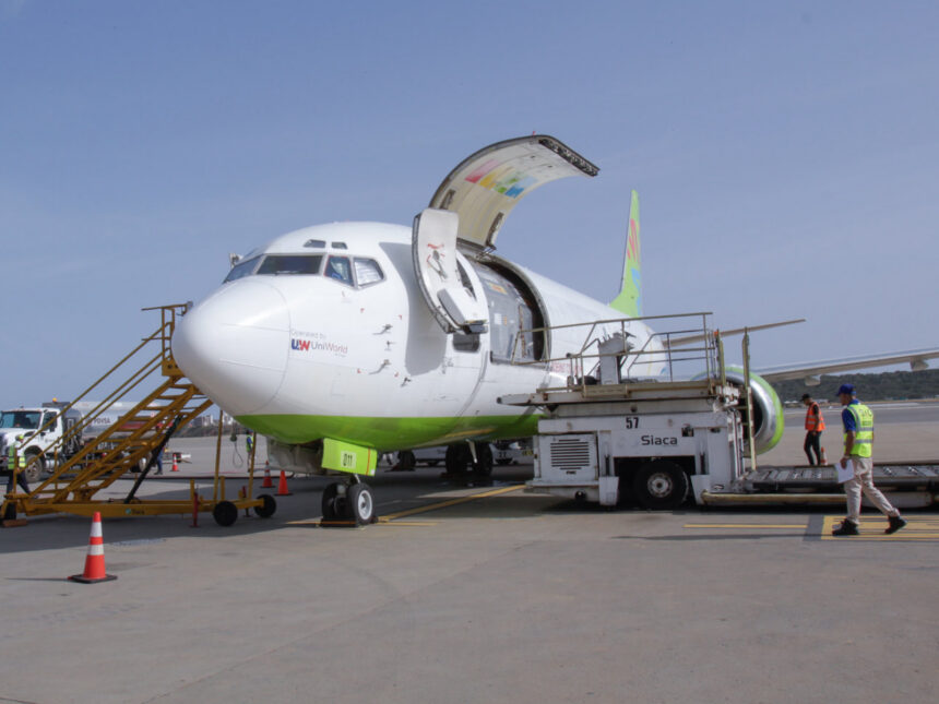 Llegaron los primeros vuelos de carga al aeropuerto de Maiquetía tras reactivación de operaciones