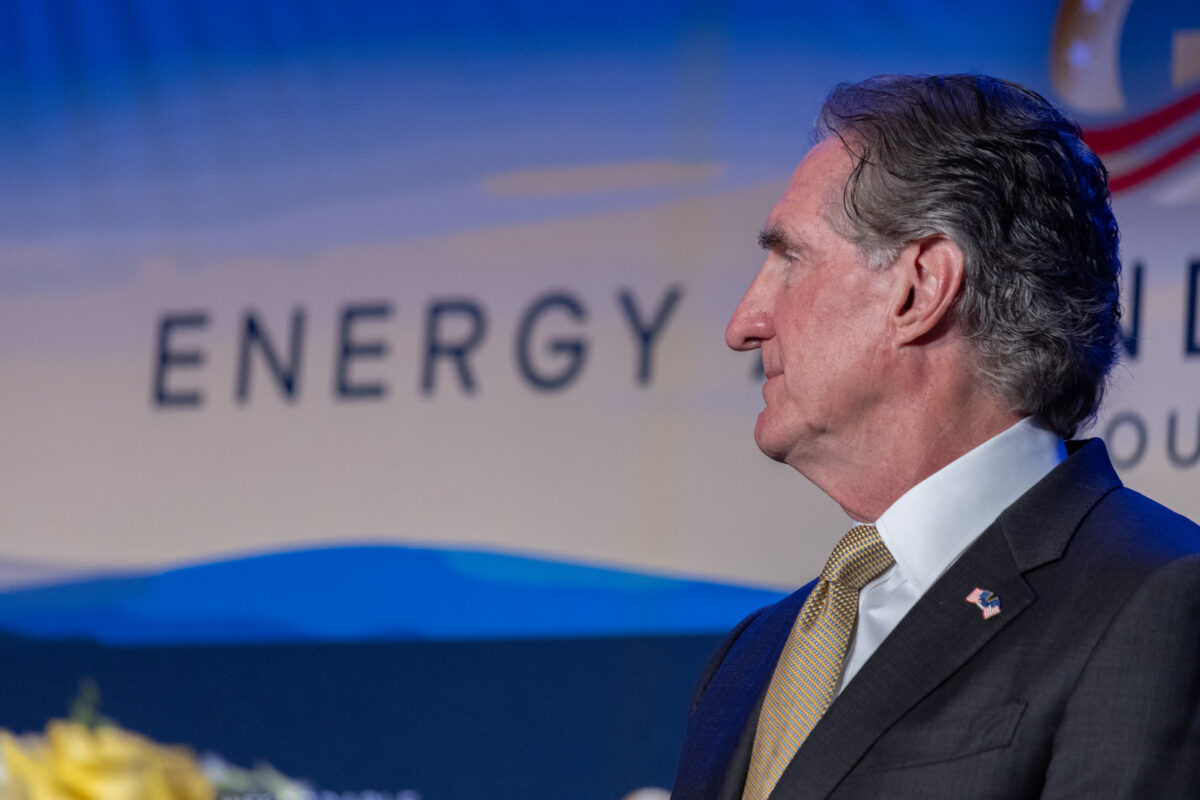 La Casa Blanca espera que el gobierno encargado de Venezuela firme nuevos acuerdos petroleros en Texas
