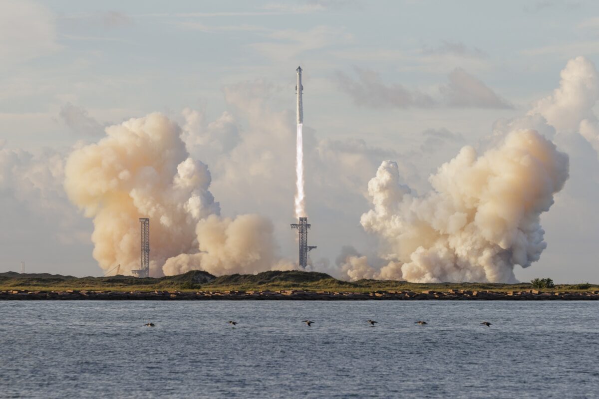 SpaceX puso en órbita terrestre por primera vez el Starship