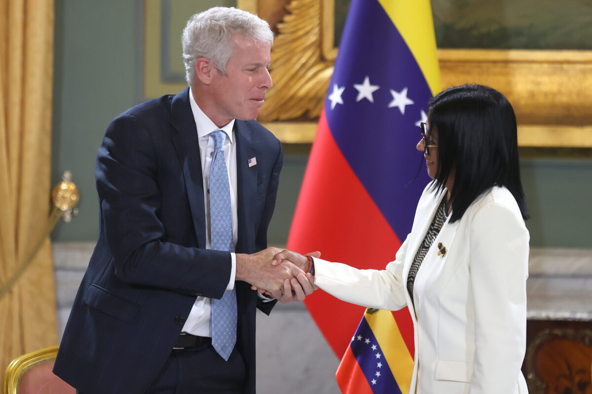 EE UU aseguró que la producción petrolera de Venezuela aumentará 50 % tras nuevos acuerdos