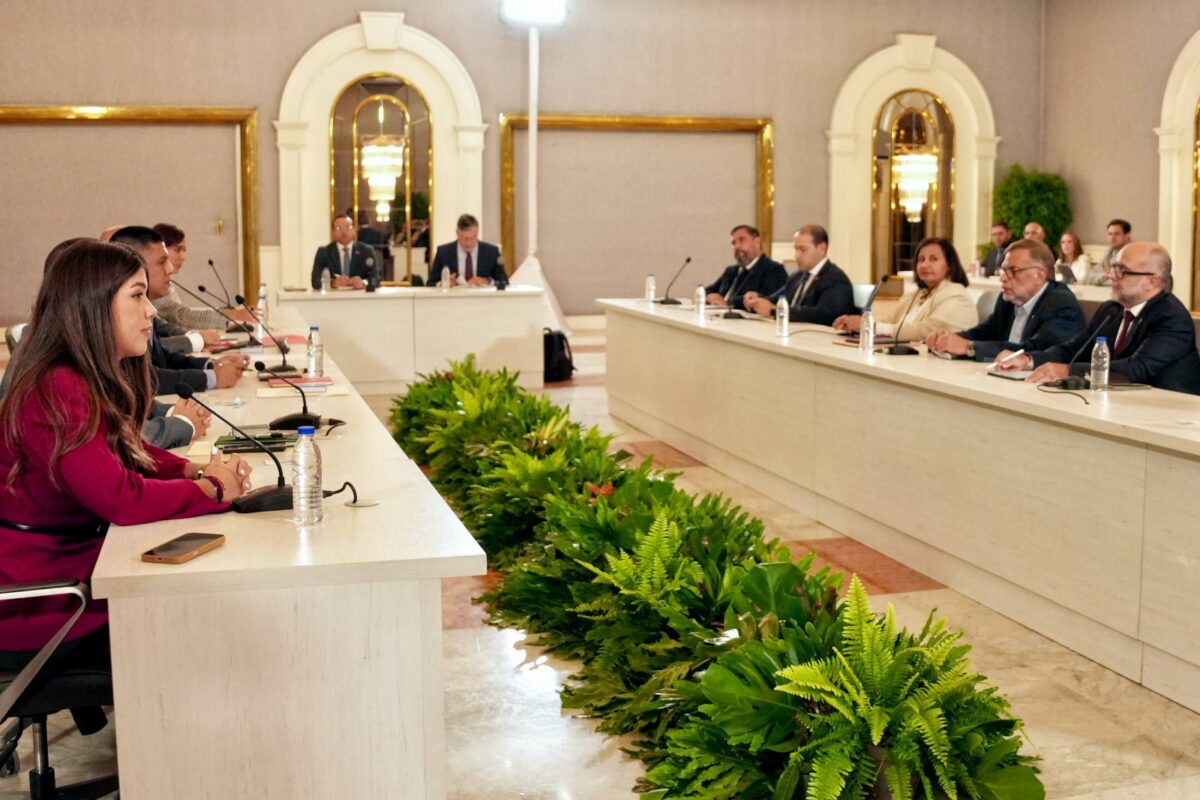 Gobierno y oposición iniciaron segunda ronda de diálogo en Venezuela