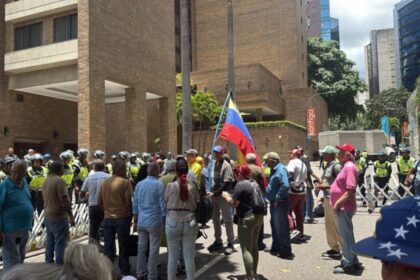 Impidieron protesta de sindicalistas frente al Hotel Marriott