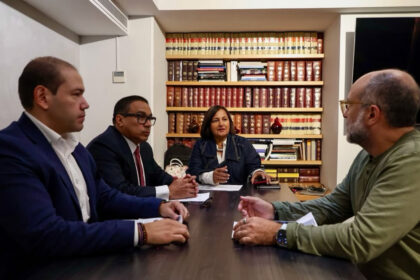 Delegación de la AN 2015 recibió propuesta para la reinstitucionalización del país