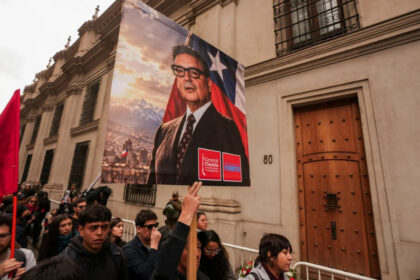 Casi 300 detenidos en las protestas por el aniversario del golpe de Estado en Chile