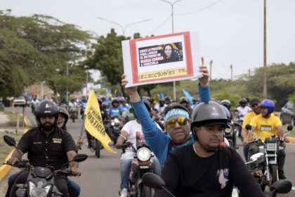 Realizaron caravanas en varios estados del país para exigir el regreso de María Corina Machado
