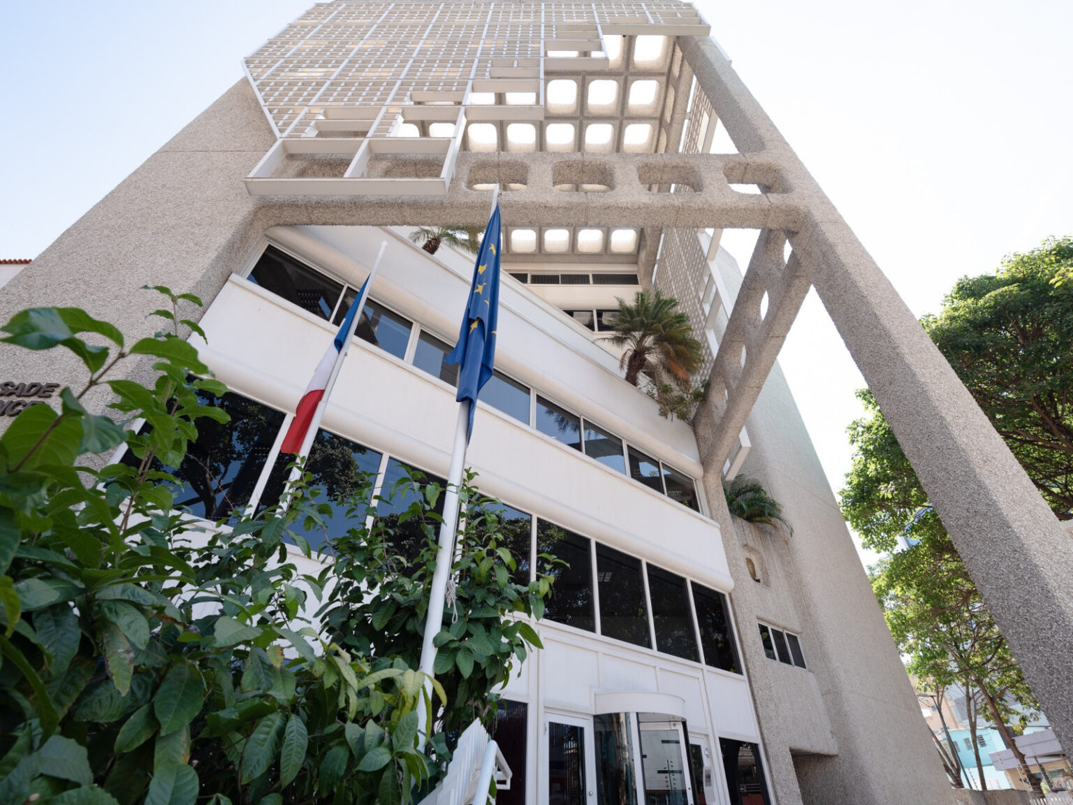 Embajada de Francia en Venezuela suspendió sus servicios de visado