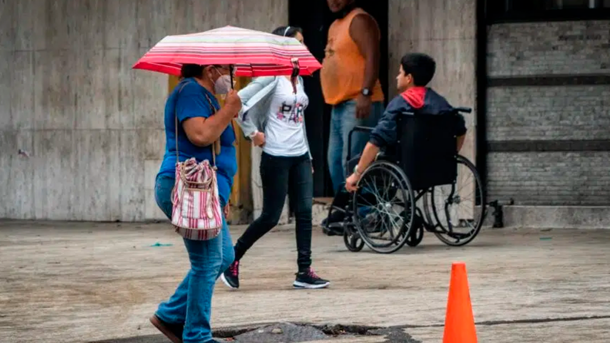 Prevén lluvias y cielos nublados por el paso de la onda tropical 51 en Venezuela