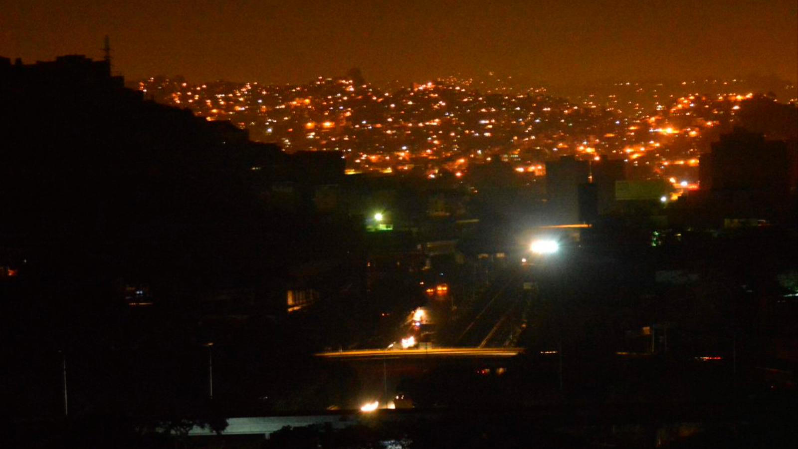 Habitantes de Mérida, Anzoátegui y Guárico protestaron por los constantes apagones