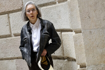 Anne Carson ganó el Premio Nobel de Literatura por su “obra audaz e inventiva”