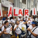 PNB impide que marcha de trabajadores y jubilados llegue a Miraflores 