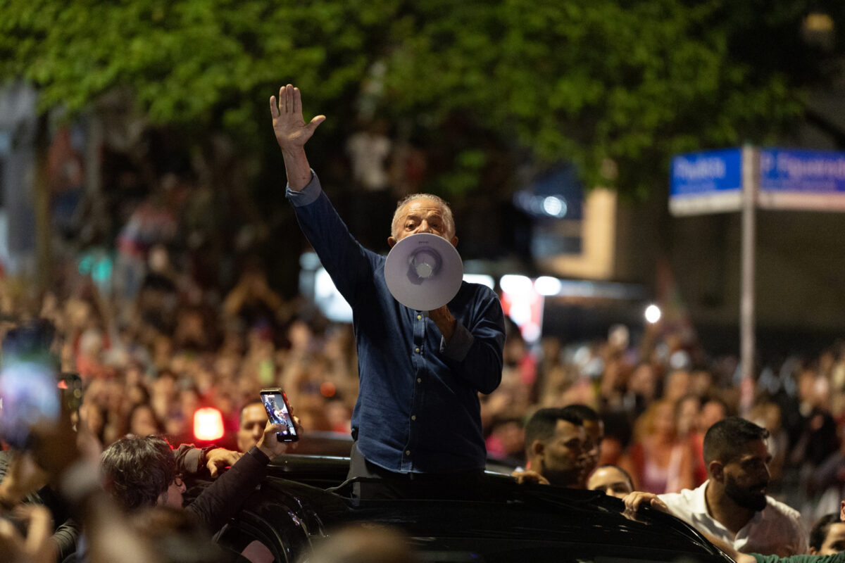 Lula ganó las elecciones de remontada ante un Flávio Bolsonaro que impugnará el resultado