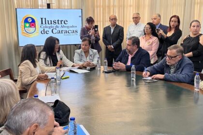 Delegación opositora revisó propuestas del Colegio de Abogados de Caracas para transformar el sistema de justicia