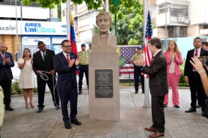 La Alcaldía de Baruta y la Embajada de EE UU anunciaron la reinauguración de la plaza Lincoln en Bello Monte