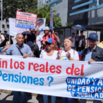 Profesores de la UCV y pensionados protestaron para exigir mejoras salariales y transparencia sobre los recursos de la seguridad social