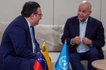 El alto comisionado de la ONU para los Refugiados llegó al país para revisar la agenda humanitaria