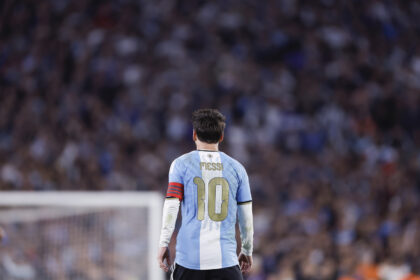 Entre lágrimas y homenajes: Messi disputó su último partido con la selección argentina