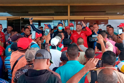 Trabajadores petroleros denunciaron acuerdos irregulares de transnacionales en Venezuela